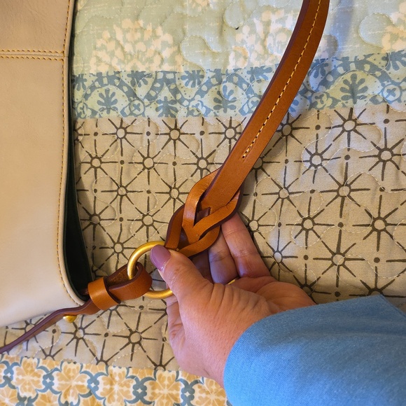 Dooney & Bourke Florentine Leather Twist Sac Shoulder Bag - Picture 3 of 6